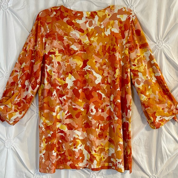 NWT Susan Graver Gold Print Tunic Top- Medium - Picture 7 of 8